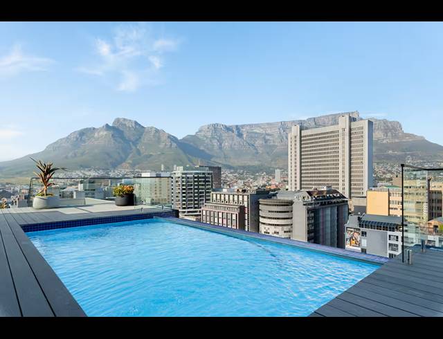 1 BEDROOM APARTMENT FOR SALE IN CAPE TOWN CITY CENTRE